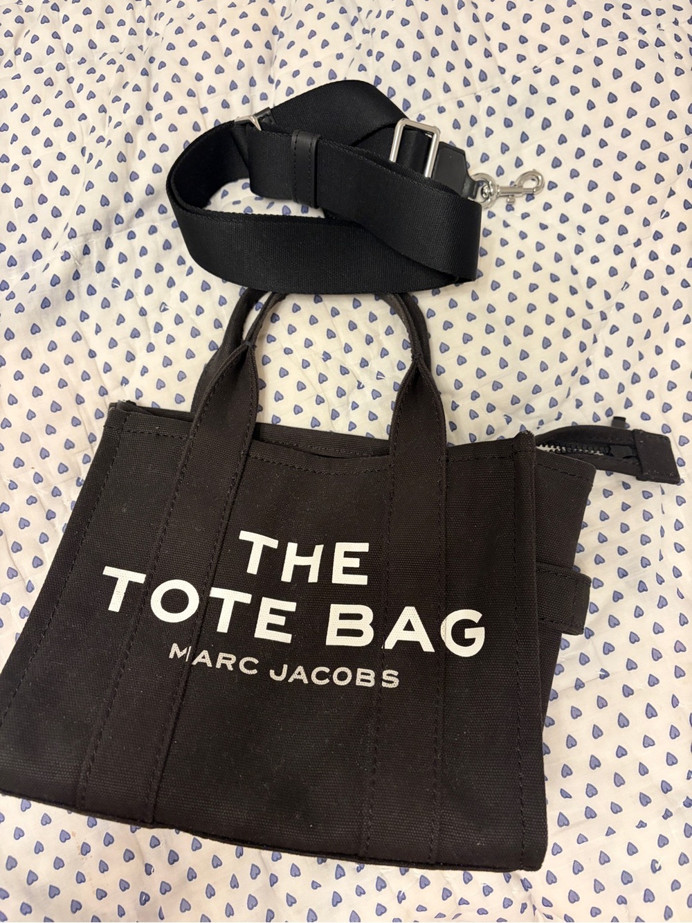 Marc Jacobs The Tote Bag Medium